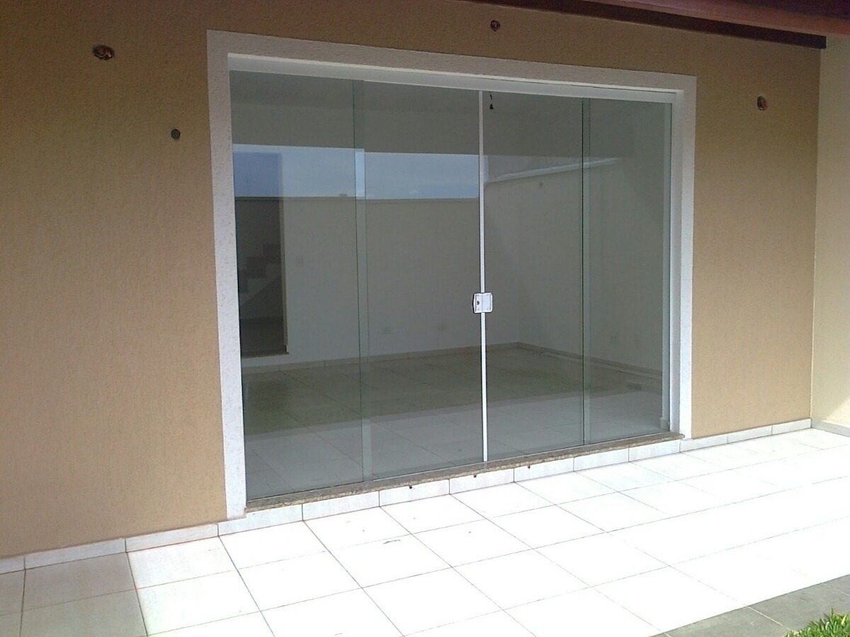 Porta Blindex com Vidro Temperado - Verly Vidraçaria